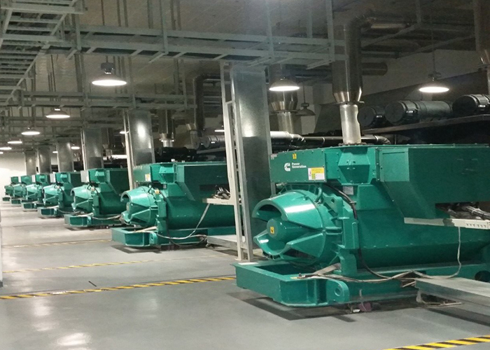 中國聯(lián)通西北（呼和浩特）基地機房樓基礎配套二期工程康明斯柴油發(fā)電機組.jpg